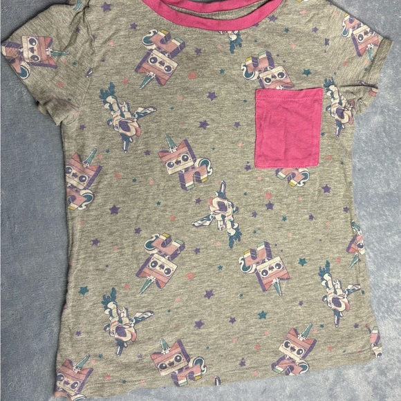 LEGO Movie 2 Unikitty Pink Pocket Xs 4-5t Tshirt For Kids In Pink And Gray - Picture 1 of 3